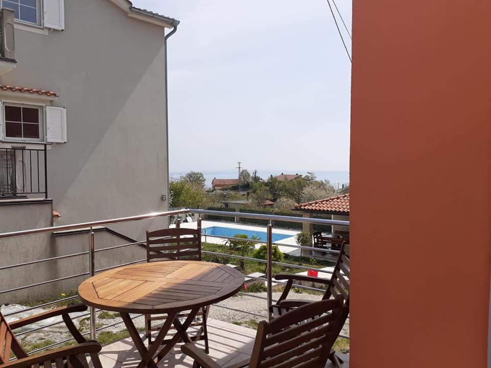 Ljubas Ii Opatija * Veprinac